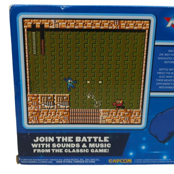 Jakks Pacific Mega Man VS Elec Man Electronic Boss Battle Sounds Music 8 Bit NEW - Picture 12 of 16